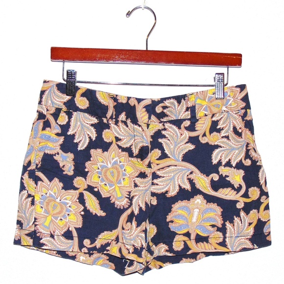 LOFT Pants - LOFT Floral Printed Spring Shorts
